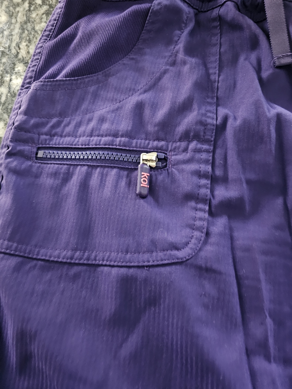 Koi Philosophy Scrub Set In Grape - Picture 9 of 10